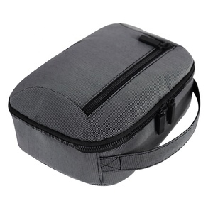 Pochette cosmétique en tissu oxford personnalisée Cadeau de maquillage de luxe Sac pratique de voyage en tissu oxford pour l'extérieur - Product Image 5