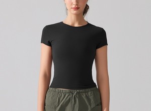 Camiseta Deportiva para Mujer, de Manga Corta, Ajustada, Transpirable, de Secado Rápido, con Logotipo Personalizado OEM, Precio de Fábrica China Bangladesh - Product Image 5