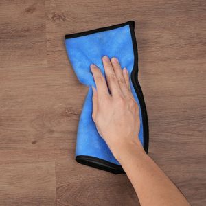 Piastrelle in Vinile a Incastro 48 X 7,3 Pollici, 10 Piastrelle, Spessore 5,5mm, Effetto Legno Marrone Scuro, Kit Pavimentazione in Plastica Fai-da-Te per Cucina - Product Image 2