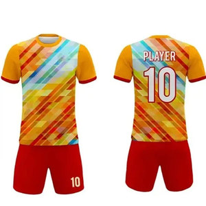 ชุดฟุตบอลแบบซับลิเมชั่นสั่งทำขายส่งสำหรับผู้ชายและผู้หญิง เสื้อและกางเกงขาสั้นฟุตบอลแบบเรียบ - Product Image 3