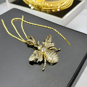 Excellente qualité accrocheur bijoux de mode hommes fantaisie insecte VVS 10K or laboratoire cultivé diamant pendentif - Product Image 3