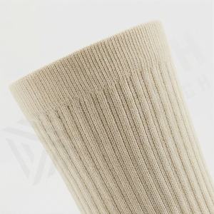 Collants de sport et fitness pour la course, la corde à sauter et le yoga, haute élasticité, respirants, à compression, pour l'entraînement en salle de sport, sculptant les jambes, couleur personnalisable - Product Image 4