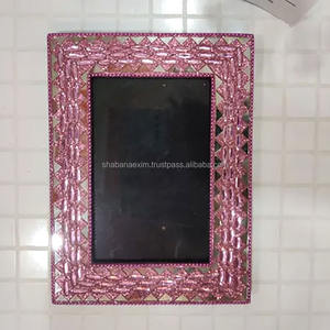 Espejo de Pared Decorativo con Marco de Cuentas de Lujo, Espejo de Maquillaje con Brillo para Tocador, Dormitorio, Baño y Decoración de Interiores del Hogar - Product Image 2