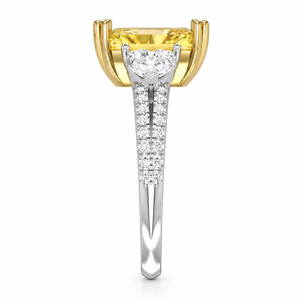 Bague à trois pierres en diamant jaune fantaisie radiant de 10,44 carats, bague de luxe en diamant jaune fantaisie cultivé en laboratoire, bijoux personnalisés OEM - Product Image 2