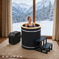 Baignoire de trempage en WPC noir toutes saisons avec revêtement en acier inoxydable 304, bassin de plongeon froid composite résistant aux UV pour terrasses de piscine ensoleillées