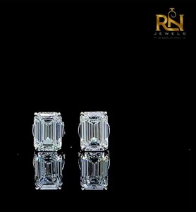ต่างหูเพชรทรงเหลี่ยมมรกต เพชรเพาะเลี้ยง ทองคำแท้ 9K 14K 18K เครื่องประดับชั้นดี ขายส่งจากโรงงาน รับสั่งทำ - Product Image 1