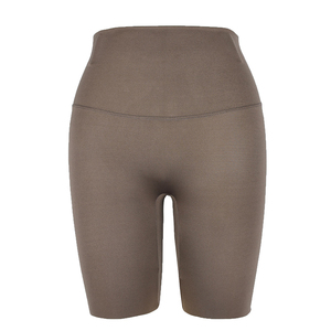 Shorts de yoga pour femmes de haute qualité, respirants, à taille haute, extensibles dans quatre directions, séchage rapide, écologiques, coupe ajustée, polyester/nylon - Product Image 4