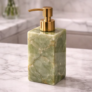 Distributeur de savon liquide en onyx vert fait main de qualité supérieure avec pompe en laiton pour la cuisine et la salle de bain - Product Image 1