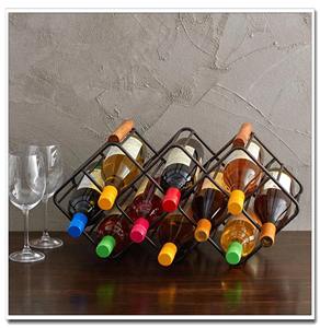 Centre de table décoratif en fer rayé pour bouteilles de vin, finition bronze antique, support double pour bouteilles de vin, capacité 3L, idéal pour les fêtes - Product Image 3