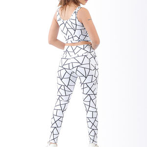 Conjuntos Deportivos de Gimnasio para Mujer al por Mayor, Personalizados, de Alta Calidad, Ropa de Yoga de Poliéster/Spandex, Transpirable, con Patrón Sólido - Product Image 6