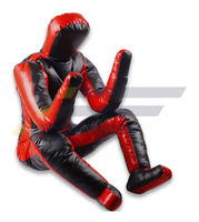 Usine de fabrication de mannequins d'entraînement MMA et de fitness, couvre-mannequins de lutte, mannequins de boxe, mannequins de grappling pour le Jiu-Jitsu brésilien et le MMA.