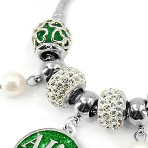   Pulsera Hecha en 1998 para Mujer, Elegante, Color Verde y Plateado, Joyería con Dijes, Accesorio de Moda para la Muñeca, Inspirada en Hermandades, de Primera Calidad - Product Image 5