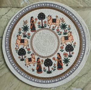Set de table rond en polyester imprimé vache et femme, style indien traditionnel - Product Image 6