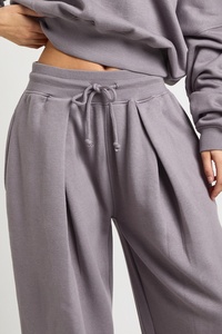 Wholesale <b>Women</b>’s Wide Leg Sweatpants Casual Loose Fit High Waist Straight Leg <b>Lounge</b> <b>Trousers</b> Athletic Premium Track Pants Wear - Product Image 4