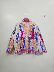 Chaqueta de Algodón Bordada Kantha Vintage, Atractiva y Llamativa, para Mujer, Cosida a Mano con Motivos Florales y Artísticos Folclóricos Tropicales, Abrigo de Invierno, Blazer - Product Image 3