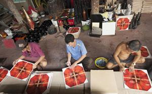 เครื่องจุดธูปเคลือบแล็กเกอร์สไตล์อาหรับที่หรูหรารูปแบบลายทางสีเทาสำหรับบ้านโยคะสปากลิ่นหอมลาเวนเดอร์กลิ่นโป๊ยกั๊ก - Product Image 3