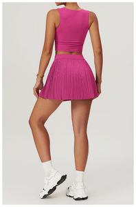 Traje de yoga y tenis para hombre, de secado rápido, transpirable, para deportes al aire libre, fitness, con cobertura de cadera, conjunto de 2 piezas con falda de tenis. - Product Image 3