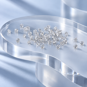 Diamants ronds brillants de taille moyenne cultivés en laboratoire 0,027-0,035 CT |   Diamants en vrac de couleur FG, clarté SI, 1,8-2,0 mm, fourniture en gros pour bijoux - Product Image 1