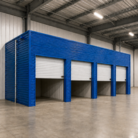 Unités de stockage préfabriquées blanches, entrepôts en acier avec portes à enroulement, grandes unités de stockage