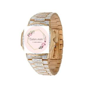 นาฬิกาอนาล็อกอัตโนมัติ แฟชั่นหรูหรา ยูนิเซ็กส์ คริสตัลแซฟไฟร์ กลไกไซโก้ สแตนเลสสตีล ชุบโรเดียมสีเหลือง แบบกำหนดเองได้ ทรงบาแกตต์ - Product Image 5