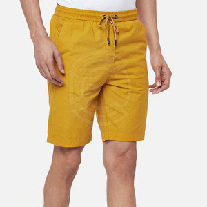 Pantalones cortos informales de verano para hombre, relajados, hechos con tela suave y ligera, diseñados para un movimiento cómodo en climas cálidos - Product Image 3