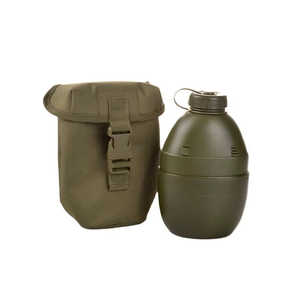 Gourde et bidon d'eau portable en plastique léger et durable pour l'extérieur, en matériau PE - Product Image 1