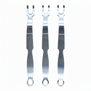 Juego de 3 Retractores PCL, 10 pulgadas, Curvos, Doble Punta 11, 13 y 15 mm con separación de 5 mm - Product Image 1