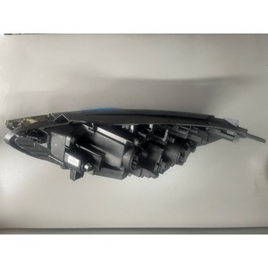 ไฟหน้าขวาสำหรับรถยนต์ฮุนได เอลันตร้า ปี 2019 2020 รุ่น OEM 92102-E65 - Product Image 4
