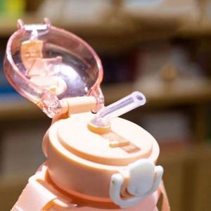 800ml Large-Capacity Heat-Resistant Water Cup <b>Cute</b> <b>Bear</b> Design Children's Straw Water Bottle - Product Image 5