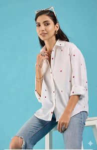 Chemise boutonnée tendance pour femme à motif cœur en rayonne, manches longues, longueur hanches, vêtement décontracté - Product Image 4