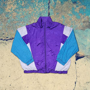 Ensemble de survêtement coupe-vent à capuche style vintage 2025 de haute qualité, color block avec empiècements en nylon, style rétro années 90, pour l'automne - Product Image 1