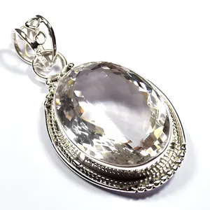 Colgante de Plata de Ley 925 con Cristal y Piedra Preciosa Ovalada Hecha a Mano, Joyería con Diseño de Colgante Natural, Regalo Unisex - Product Image 1