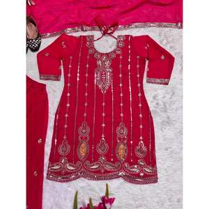 Conjunto de Top-Plazzo y Dupatta para Mujer de Diseñador con Bordado Intenso - Product Image 2