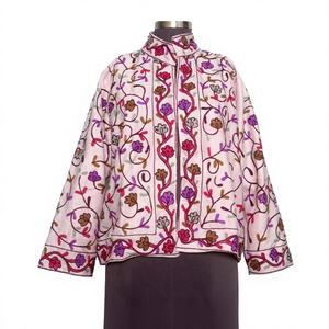 Veste en velours tricoté à fleurs élégante brodée à la main, vestes pour femmes imprimées, doublure en coton, écologique, respirante - Product Image 1
