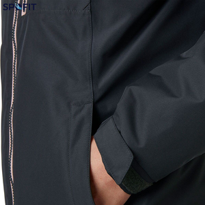 Impermeable Largo con Capucha Verde Personalizado al por Mayor, Chaqueta de Lluvia con Cremallera Completa para Uso en Exteriores, Fabricante OEM - Product Image 6