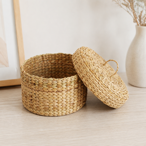 Natural Seagrass Storage <b>Basket</b> <b>With</b> <b>Lid</b> Circle Shape Eco-Friendly Handwoven Nordic Style for Home Decor - Product Image 1