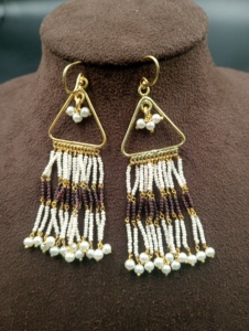 Boucles d'oreilles créoles pendantes style bohème plaquées or avec pampilles et perles d'imitation, bijoux de mariage pour femme - Product Image 1