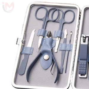 Kit de manucure en acier inoxydable de 18 pièces avec outils de pédicure dans un étui portable - Product Image 4