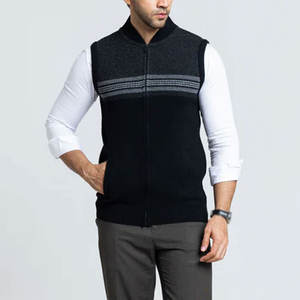 Prix de gros – Pulls tricotés zippés pour hommes, élégants et adaptés aux activités de plein air en hiver - Product Image 4