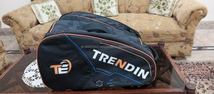 Logo personnalisé OEM 600D Cadre externe Sac à dos de grande capacité pour tennis/raquette padel/pickleball avec compartiment à chaussures Capacité de 50-70L - Product Image 4