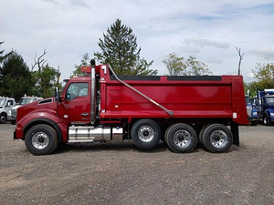 Kenworth T880 Rojo 2025, 6x4, Usado, Caja de Cambios Automática, Motor Diésel Euro 6, Tracción 8x4, 451-500hp - Product Image 3