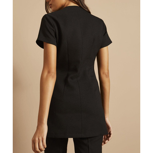Uniformes de Spa Personalizados de la Mejor Calidad, Transpirables, de Algodón, Poliéster y Spandex, Túnicas Unisex para Salón de Belleza con Bolsillos y Logotipo Personalizado - Product Image 5