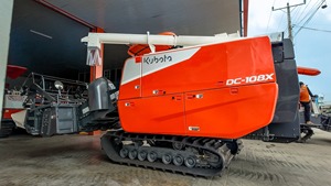   เครื่องยนต์ดีเซล DC 108X 108 แรงม้า ประสิทธิภาพสูง ผลิตในประเทศไทย ขายดี ปี 2025 ของแท้ สำหรับรถเกี่ยวข้าว - Product Image 3