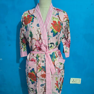 Bata de Baño Unisex de Lujo en Algodón, Elegante Estilo Boho Hippie Romántico con Estampado Floral Rosa, Ropa de Dormir de Invierno para Mujer, Bata de Verano para Damas de Honor - Product Image 1