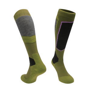 Chaussettes de sport classiques en coton pour hommes avec logo personnalisé, antidérapantes, design tendance, épaisses, à fond éponge, motif licorne ADV - Product Image 6