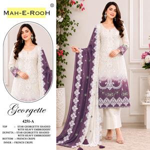 Presentando el traje pakistaní Star Georgette con relleno y bordados elaborados con lentejuelas y trabajo Khatli. Compre directamente del proveedor. - Product Image 2