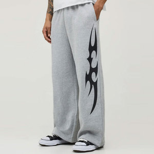 Pantalon de jogging gris pour homme avec taille élastique et bande latérale noire imprimée, coupe décontractée, en coton mi-lourd, idéal pour l'automne - Product Image 3
