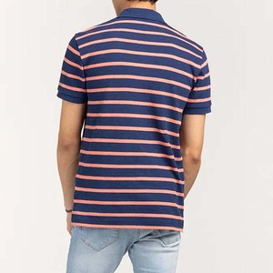 เสื้อโปโลแขนสั้นลายทางสีกรมท่าและสีคอรัลสำหรับผู้ชาย ทรงปกติ ผ้าถักลำลอง - Product Image 3