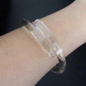 Premium <b>Clear</b> <b>Resin</b> Bangle Lightweight Comfortable Wear Artistic Top Style Acrylic <b>Resin</b> Fashion Jewelry Women Bangles - Product Image 3