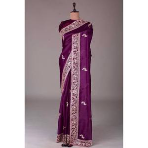 SECUENCIA ATRACTIVA DE SEDA BORDADA MULTIPEINETES CODIFICACIÓN TRABAJO Y CUTWORK BORDER SAREE CON BLUSA DESCOSADA VINO - Product Image 1